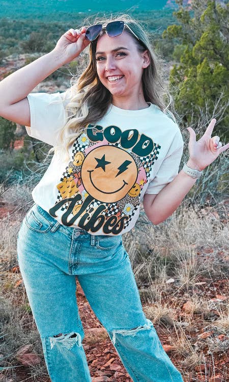 Good Vibes Graphic T-Shirt